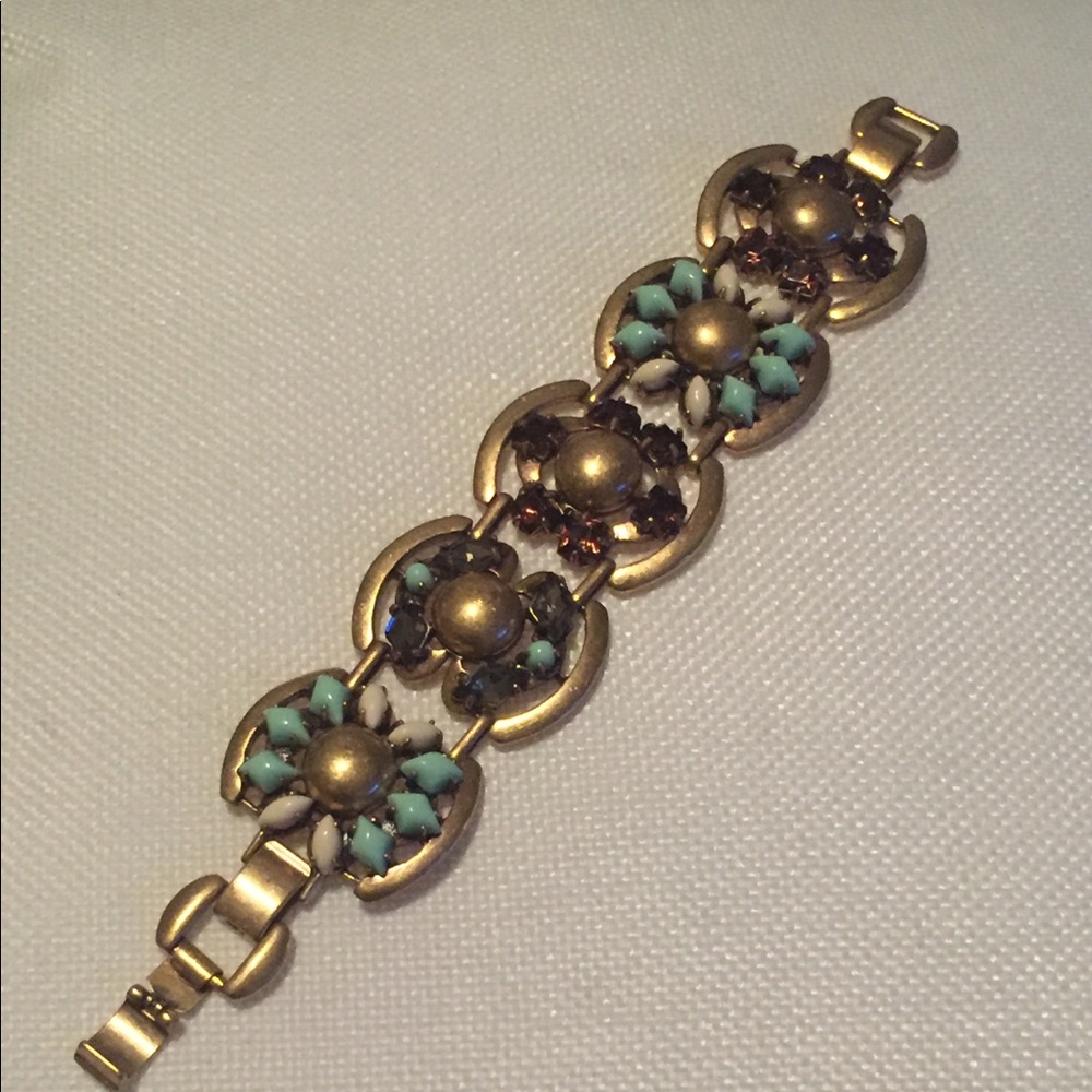 💘Statement bracelet